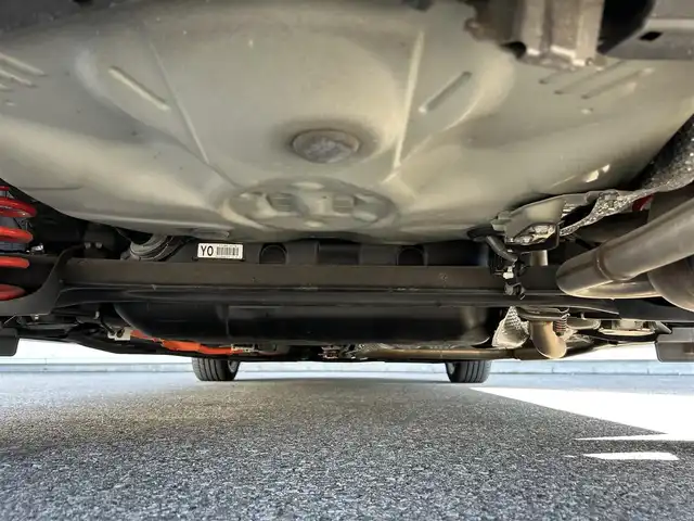 トヨタ アクア G G’s 滋賀県 2015(平27)年 2.1万km グレーメタリック 純正SDナビ/・フルセグTV/・FM/・AM/・CD/・DVD/・Bluetooth/・SD/バックカメラ/ドライブレコーダー/ビルトインETC/ハーフレザーシート/シートヒーター/革巻きステアリング/プリクラッシュセーフティ/クルーズコントロール/横滑り防止装置/LEDヘッドライト/オートライト/フォグランプ/電格ウィンカーミラー/プッシュスタート/スマートキー