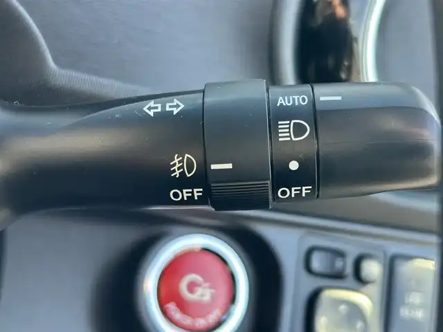 トヨタ アクア G G’s 滋賀県 2015(平27)年 2.1万km グレーメタリック 純正SDナビ/・フルセグTV/・FM/・AM/・CD/・DVD/・Bluetooth/・SD/バックカメラ/ドライブレコーダー/ビルトインETC/ハーフレザーシート/シートヒーター/革巻きステアリング/プリクラッシュセーフティ/クルーズコントロール/横滑り防止装置/LEDヘッドライト/オートライト/フォグランプ/電格ウィンカーミラー/プッシュスタート/スマートキー