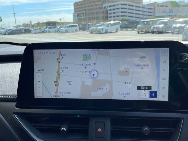 レクサス ＵＸ 250h バージョンL 愛知県 2023(令5)年 2万km ソニックチタニウム レクサスセーフティセンス/純正12.3型ディスプレイオーディオナビ/三眼LEDヘッドライト/全方位カメラ/本革レザー/レーダークルーズコントロール/シートヒーター/エアシート/バックカメラ/電動リアゲート/パワーシート/コーナーセンサー/純正アルミホイール/ETC2.0/ブラインドスポットモニター/ステアリングヒーター/レーンキープアシスト/オートマチックハイビーム/ドライブレコーダー/衝突軽減システム/フルセグ/Bluetooth/ステアリングスイッチ/スマートキー/プッシュスタート