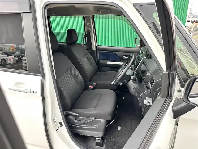 トヨタ ルーミー カスタムG 宮城県 2019(平31)年 6.2万km パールホワイトⅢ コンフォートパッケージ/・シートヒーター（運転席/助手席）/・シートバックテーブル（運転席/助手席）/＝＝＝/スマートアシスト3/・衝突回避支援ブレーキ機能/・衝突警報機能/・車線逸脱警報機能/・誤発進抑制制御機能/・先行車発進お知らせ機能/・オートハイビーム/・コーナーセンサー/純正9インチナビ（NSZT-Y68T）/・CD/DVD/Bluetooth/フルセグTV/バックカメラ/ビルトインETC/ドライブレコーダー/両側パワースライドドア/クルーズコントロール/ステアリングスイッチ/LEDオートヘッドランプ/フォグランプ/革巻きステアリング/前席シートヒーター/スマートキー＆プッシュスタート/スペアキー/電動格納ミラー/純正14インチAW/フロアマット/ドアバイザー/取扱説明書/保証書