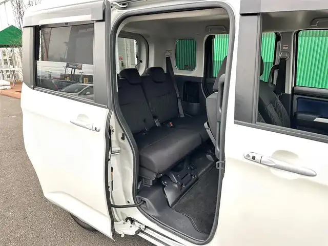 トヨタ ルーミー カスタムG 宮城県 2019(平31)年 6.2万km パールホワイトⅢ コンフォートパッケージ/・シートヒーター（運転席/助手席）/・シートバックテーブル（運転席/助手席）/＝＝＝/スマートアシスト3/・衝突回避支援ブレーキ機能/・衝突警報機能/・車線逸脱警報機能/・誤発進抑制制御機能/・先行車発進お知らせ機能/・オートハイビーム/・コーナーセンサー/純正9インチナビ（NSZT-Y68T）/・CD/DVD/Bluetooth/フルセグTV/バックカメラ/ビルトインETC/ドライブレコーダー/両側パワースライドドア/クルーズコントロール/ステアリングスイッチ/LEDオートヘッドランプ/フォグランプ/革巻きステアリング/前席シートヒーター/スマートキー＆プッシュスタート/スペアキー/電動格納ミラー/純正14インチAW/フロアマット/ドアバイザー/取扱説明書/保証書