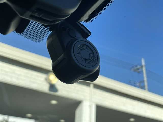 スバル ＸＶ ハイブリッド 2．0e－S アイサイト 群馬県 2021(令3)年 7.1万km マグネタイトグレーメタリック EyeSight Ver.3/・衝突軽減ブレーキシステム/・アクティブレーンキープ/・プリクラッシュブレーキ/・全車速追従機能付クルーズコントロール/・ブラインドスポットモニター/純正SDナビゲーション/（CD/DVD/SD/BT/HDMI/フルセグTV）/バックカメラ/サイドカメラ/ナビ連動ドライブレコーダー/ETC/オートホールド/ステアリングスイッチ/前席パワーシート（D席パワーシート）/クリアランスソナー/LEDヘッドライト/フォグライト/ドアバイザー/電格ミラー/純正フロアマット/純正18インチアルミホイール