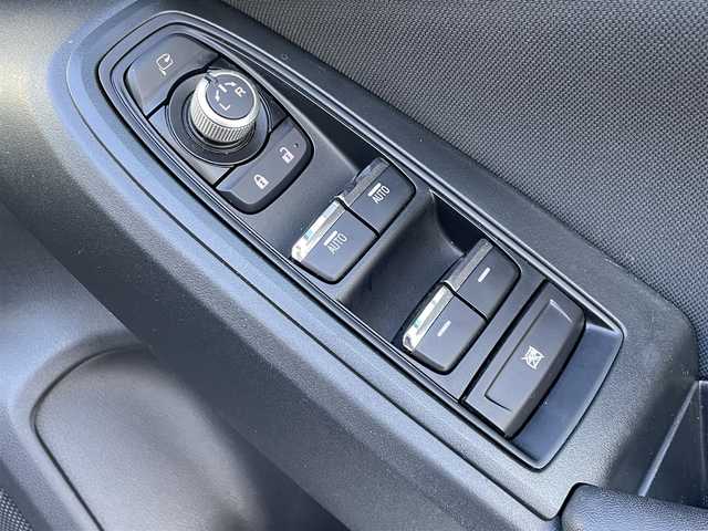 スバル ＸＶ ハイブリッド 2．0e－S アイサイト 群馬県 2021(令3)年 7.1万km マグネタイトグレーメタリック EyeSight Ver.3/・衝突軽減ブレーキシステム/・アクティブレーンキープ/・プリクラッシュブレーキ/・全車速追従機能付クルーズコントロール/・ブラインドスポットモニター/純正SDナビゲーション/（CD/DVD/SD/BT/HDMI/フルセグTV）/バックカメラ/サイドカメラ/ナビ連動ドライブレコーダー/ETC/オートホールド/ステアリングスイッチ/前席パワーシート（D席パワーシート）/クリアランスソナー/LEDヘッドライト/フォグライト/ドアバイザー/電格ミラー/純正フロアマット/純正18インチアルミホイール