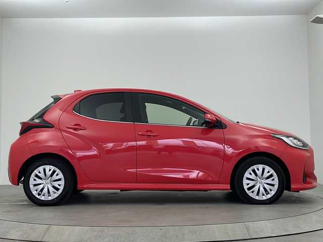 トヨタ ヤリス ハイブリッド Z 大阪府 2023(令5)年 1.2万km コーラルクリスタルシャイン バックカメラ/ETC/クルーズコントロール/シートヒーター