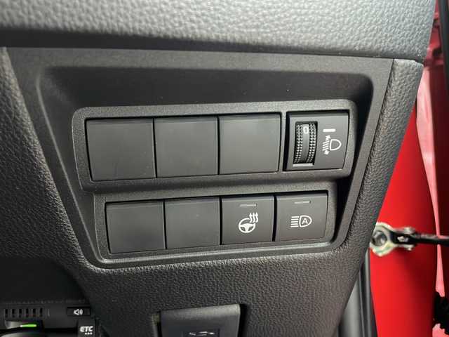 トヨタ ヤリス ハイブリッド Z 大阪府 2023(令5)年 1.2万km コーラルクリスタルシャイン バックカメラ/ETC/クルーズコントロール/シートヒーター