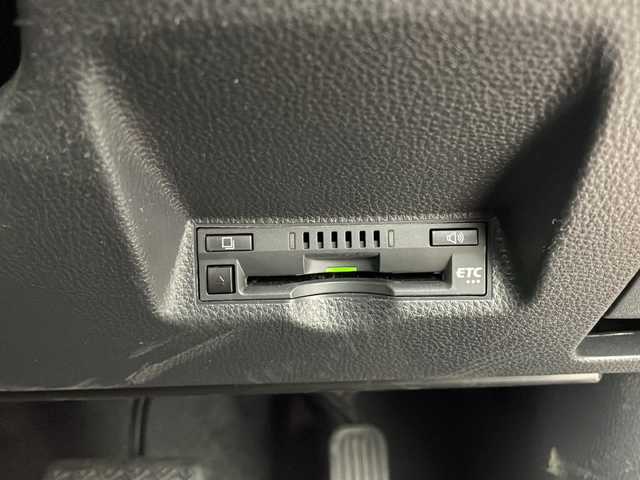 トヨタ ヤリス ハイブリッド Z 大阪府 2023(令5)年 1.2万km コーラルクリスタルシャイン バックカメラ/ETC/クルーズコントロール/シートヒーター