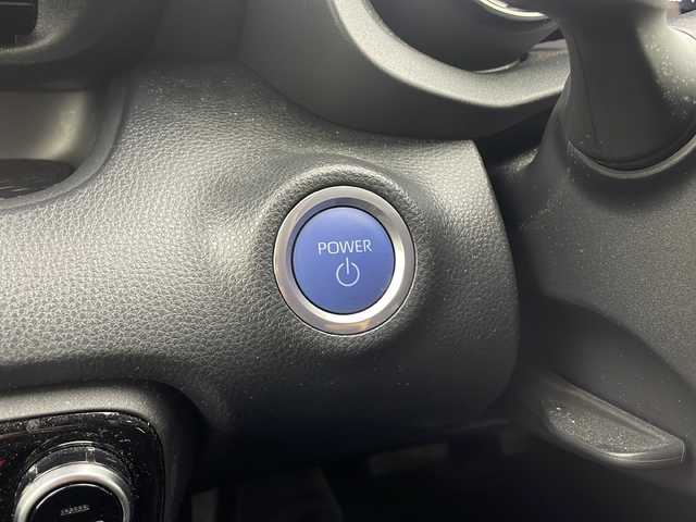 トヨタ ヤリス ハイブリッド Z 大阪府 2023(令5)年 1.2万km コーラルクリスタルシャイン バックカメラ/ETC/クルーズコントロール/シートヒーター