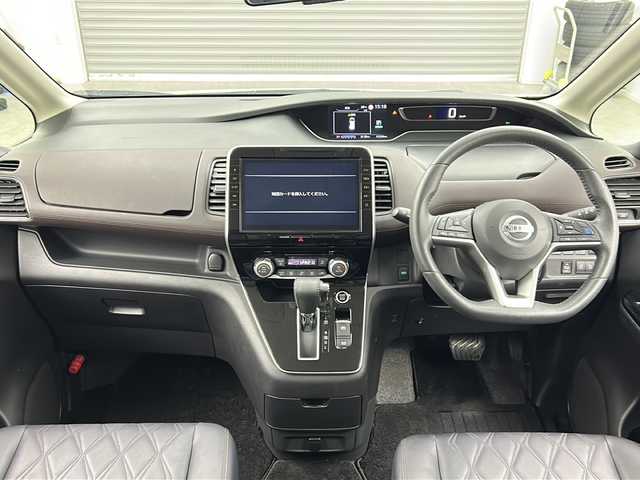 日産 セレナ ハイウェイスター G 三重県 2021(令3)年 4.2万km ブリリアントホワイトパール 2トーン 禁煙車/純正10インチナビ/・CD/DVD/Blu-ray/AM/FM/Bluetooth/フルセグ/プロパイロット/レーダークルーズコントロール/ブラインドスポットモニター/インテリジェントスマートルームミラー/両側パワースライドドア/ハンズフリースライドドア/バックカメラ/LEDヘッドライト/オートライト/防水シート/純正16インチアルミホイール
