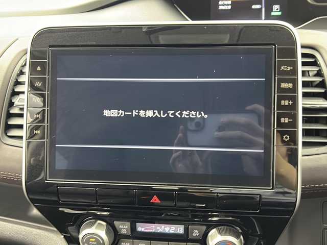 日産 セレナ ハイウェイスター G 三重県 2021(令3)年 4.2万km ブリリアントホワイトパール 2トーン 禁煙車/純正10インチナビ/・CD/DVD/Blu-ray/AM/FM/Bluetooth/フルセグ/プロパイロット/レーダークルーズコントロール/ブラインドスポットモニター/インテリジェントスマートルームミラー/両側パワースライドドア/ハンズフリースライドドア/バックカメラ/LEDヘッドライト/オートライト/防水シート/純正16インチアルミホイール