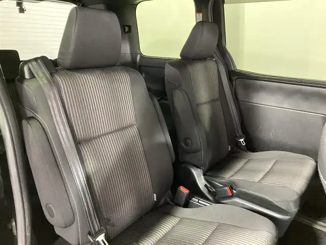トヨタ ヴォクシー ハイブリッド ZS 煌Ⅱ 大阪府 2020(令2)年 3.2万km ブラック ALPINE9incナビ(フルセグ/DVD再生/Bluetooth) バックカメラ 後席モニター ETC 両側パワースライドドア 衝突軽減 クルコン トヨタセーフティセンス シートヒーター ドラレコ