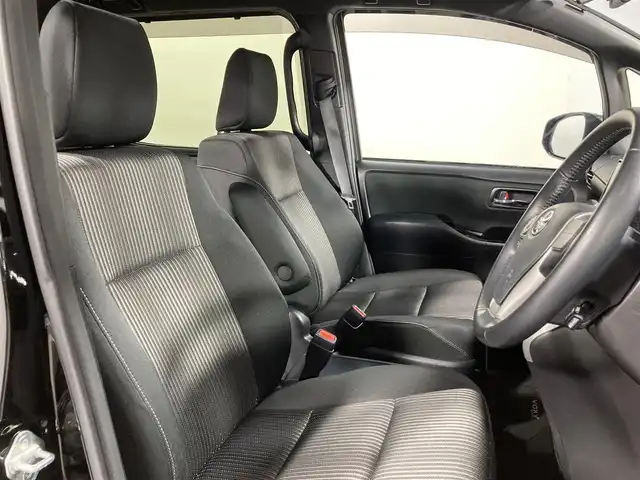 トヨタ ヴォクシー ハイブリッド ZS 煌Ⅱ 大阪府 2020(令2)年 3.2万km ブラック ALPINE9incナビ(フルセグ/DVD再生/Bluetooth) バックカメラ 後席モニター ETC 両側パワースライドドア 衝突軽減 クルコン トヨタセーフティセンス シートヒーター ドラレコ