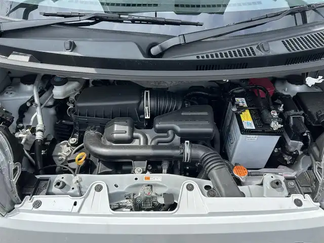 ダイハツ タント X 滋賀県 2023(令5)年 4.7万km シャイニングホワイトパール ガソリン/2WD(FF)/CVT/片側パワースライド/9インチ純正ディスプレイオーディオ/(FM/AM/フルセグ/Bluetooth/HDMI)/バックカメラ/ETC/スマートアシスト/・プリクラッシュブレーキアシスト	/・踏み間違い防止アシスト	/・レーンキープアシスト	/・標識検知機能	/運転席・助手席シートヒーター/アイドリングストップ/電動格納ミラー/電動パーキング/ブレーキホールド/ステアリングスイッチ/オートライト/LEDヘッドライト/ヘッドライトライトレベリング/フルオートエアコン/スマートキー/スペアキー/純正フロアマット