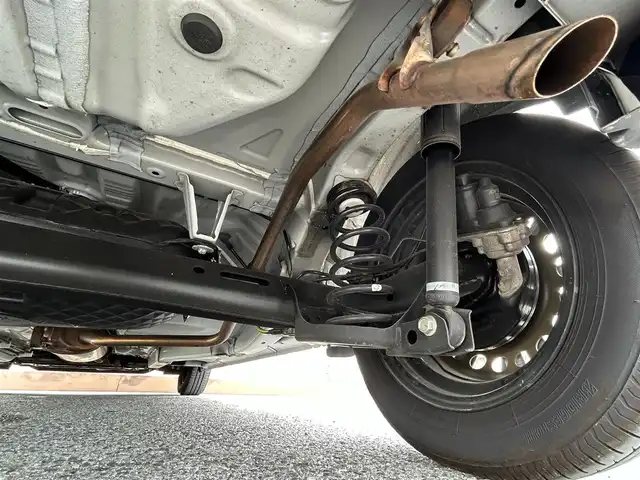 ダイハツ タント X 滋賀県 2023(令5)年 4.7万km シャイニングホワイトパール ガソリン/2WD(FF)/CVT/片側パワースライド/9インチ純正ディスプレイオーディオ/(FM/AM/フルセグ/Bluetooth/HDMI)/バックカメラ/ETC/スマートアシスト/・プリクラッシュブレーキアシスト	/・踏み間違い防止アシスト	/・レーンキープアシスト	/・標識検知機能	/運転席・助手席シートヒーター/アイドリングストップ/電動格納ミラー/電動パーキング/ブレーキホールド/ステアリングスイッチ/オートライト/LEDヘッドライト/ヘッドライトライトレベリング/フルオートエアコン/スマートキー/スペアキー/純正フロアマット