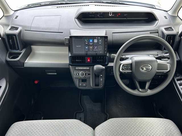 ダイハツ タント X 滋賀県 2023(令5)年 4.7万km シャイニングホワイトパール ガソリン/2WD(FF)/CVT/片側パワースライド/9インチ純正ディスプレイオーディオ/(FM/AM/フルセグ/Bluetooth/HDMI)/バックカメラ/ETC/スマートアシスト/・プリクラッシュブレーキアシスト	/・踏み間違い防止アシスト	/・レーンキープアシスト	/・標識検知機能	/運転席・助手席シートヒーター/アイドリングストップ/電動格納ミラー/電動パーキング/ブレーキホールド/ステアリングスイッチ/オートライト/LEDヘッドライト/ヘッドライトライトレベリング/フルオートエアコン/スマートキー/スペアキー/純正フロアマット
