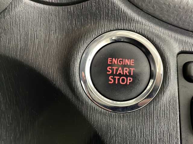 トヨタ ヴィッツ F スマイルエディション 福岡県 2012(平24)年 5.2万km シルバーM 禁煙車KENWOOD　7型SDナビ（ワンセグTV/CD/BT）バックモニターETCドラレコスマートキープッシュスタート電動格納ミラー