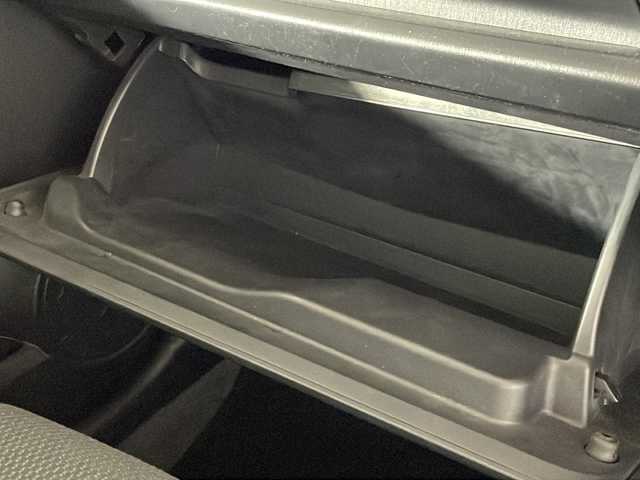 トヨタ ヴィッツ F スマイルエディション 福岡県 2012(平24)年 5.2万km シルバーM 禁煙車KENWOOD　7型SDナビ（ワンセグTV/CD/BT）バックモニターETCドラレコスマートキープッシュスタート電動格納ミラー