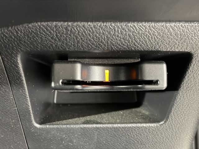 トヨタ ヴィッツ F スマイルエディション 福岡県 2012(平24)年 5.2万km シルバーM 禁煙車KENWOOD　7型SDナビ（ワンセグTV/CD/BT）バックモニターETCドラレコスマートキープッシュスタート電動格納ミラー