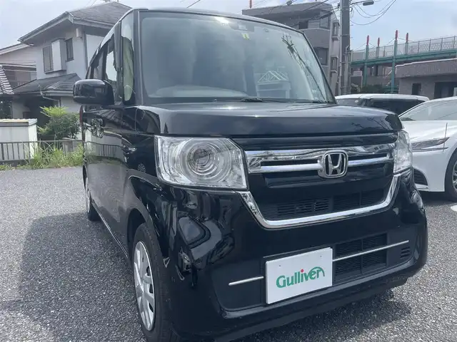 ホンダ Ｎ ＢＯＸ G 千葉県 2023(令5)年 3.8万km クリスタルブラックパール 社外SDナビ【CN-E330D】/　　（ワンセグ、Bluetooth）/バックカメラ/LEDヘッドライト/ホンダセンシング/・衝突軽減ブレーキ/・誤発進抑制機能/・後方誤発進抑制機能/・歩行者事故低減ステアリング/・先行車発進お知らせ機能/・渋滞ついじゅ機能付アダクティブクルーズコントロール/・車線維持支援システム/・オートハイビーム/・標識認識機能/・路外逸脱抑制機能/スマートキー/ETC/リアコーナーセンサー/プッシュスタート/保証書/取扱説明書/スペアキー/スタッドレスタイヤ積込