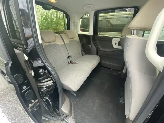 ホンダ Ｎ ＢＯＸ G 千葉県 2023(令5)年 3.8万km クリスタルブラックパール 社外SDナビ【CN-E330D】/　　（ワンセグ、Bluetooth）/バックカメラ/LEDヘッドライト/ホンダセンシング/・衝突軽減ブレーキ/・誤発進抑制機能/・後方誤発進抑制機能/・歩行者事故低減ステアリング/・先行車発進お知らせ機能/・渋滞ついじゅ機能付アダクティブクルーズコントロール/・車線維持支援システム/・オートハイビーム/・標識認識機能/・路外逸脱抑制機能/スマートキー/ETC/リアコーナーセンサー/プッシュスタート/保証書/取扱説明書/スペアキー/スタッドレスタイヤ積込
