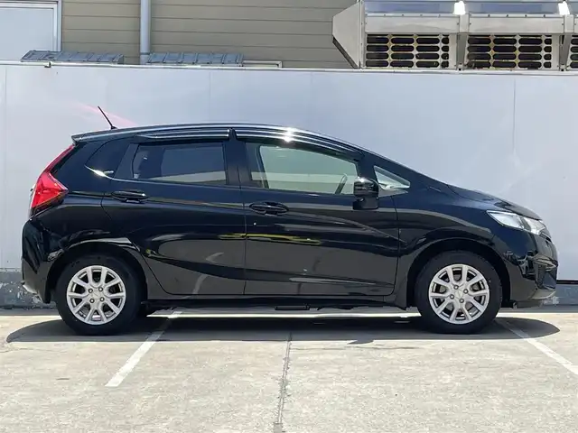 ホンダ フィット 13G Fパッケージ 青森県 2015(平27)年 5万km クリスタルブラックパール 4WD/ワンオーナー/寒冷地仕様/純正メモリナビ/AM/FM/CD/DVD/USB/BT/フルセグ/ＥＴＣ/アイドリングストップ/横滑り防止機能/ドアバイザー/電格ミラー/スペアキー/純正フロアマット/冬タイヤ積み込み有/保証書/取扱説明書/記録簿