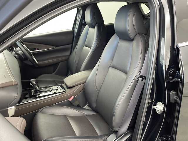 マツダ ＣＸ－３０ XD Lパッケージ 兵庫県 2020(令2)年 4.7万km ジェットブラックマイカ ・純正ナビ/CD/DVD/BT/TV/・i-ACTIVSENSE/・360度セーフティパッケージ/・ドラポジ支援パッケージ/・スマートブレーキサポート/・レーダークルーズコントロール/・パドルシフト/・前後コーナーセンサー/・BSM/・HUD/・全方位カメラ/・パワーバックドア/・前席シートヒーター/・運転席パワーシート/・運転席メモリーシート/・レザーシート/・ビルトインETC/・前後ドライブレコーダー/・ステアリングリモコン/・パドルシフト/・LEDオートライト/・オートマチックハイビーム/・純正18インチアルミホイール/・スマートキー/・スペアキー/・プッシュスタート/・W＋サイドエアバッグ/・カーテンエアバッグ