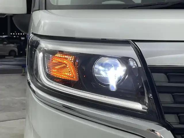 スズキ スペーシア カスタム HYBRID XS 群馬県 2020(令2)年 1.6万km ピュアホワイトP 純正８インチナビ　Bluetooth　フルセグ　両側パワースライドドア　全方位カメラ　追従クルーズコントロール　レーンキープ　ETC　ドライブレコーダー　コーナーセンサー　オートマチックハイビーム
