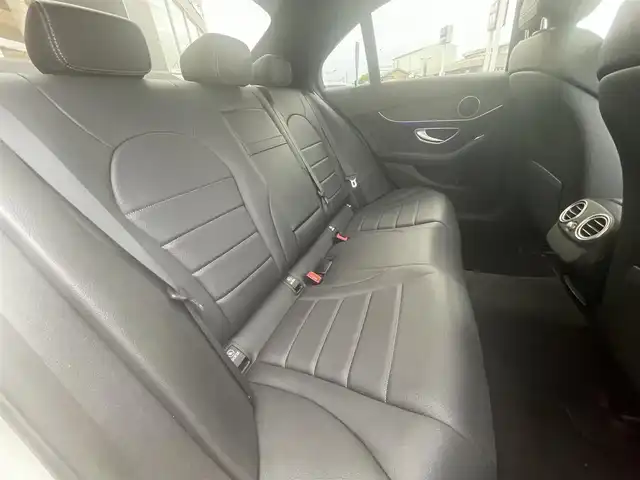 メルセデス・ベンツ Ｃ２００ アバンギャルド AMGライン 栃木県 2019(令1)年 4.9万km ダイヤモンドホワイト レーダーセーフティパッケージ/キーレスゴー/ナビ/フルセグTV/バックカメラ/ETC/アンビエントライト /ACC/レーンキープアシスト/ブラインドスポット /パークトロニック /エアサスペンション /ARTICOレザー/パワーシート /シートヒーター /ドライブレコーダー