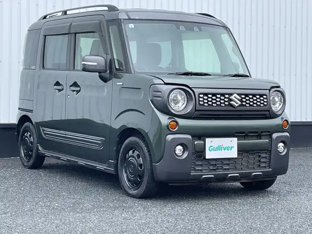 スズキ スペーシア ギア HYBRID XZ 千葉県 2021(令3)年 1.6万km クールカーキパールメタリック/ガンメタリック2トーン 社外8インチメモリナビ/(AM/FM/CD/DVD/SD/フルセグ/Bluetooth)/バックカメラ/衝突被害軽減システム/車線逸脱警報/クルーズコントロール/両側パワースライドドア/横滑り防止装置/ETC/アイドリングストップ/LEDヘッドライト/フォグランプ/オートライト/ウィンカーミラー/電動格納ミラー/純正14インチAW/シートヒーター/シートリフター/禁煙車/プッシュスタート/スマートキー/フロアマット