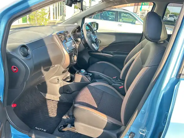 日産 ノート e－パワー メダリスト 千葉県 2017(平29)年 3.9万km ソニックブルー ナビMM316D-W 全方位カメラ スマートルームミラー ETC 前後ドラレコ エマージェンシーブレーキ ソニックブルーカラー 前後センサー 15インチAW スマートキー オートライト レーンアシスト