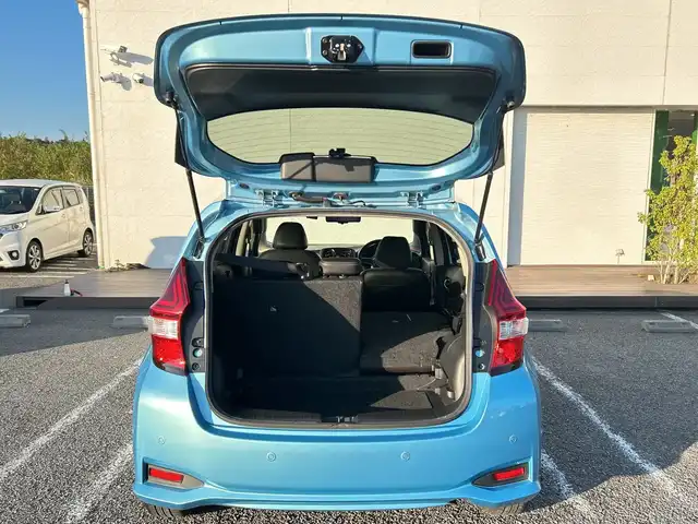 日産 ノート e－パワー メダリスト 千葉県 2017(平29)年 3.9万km ソニックブルー ナビMM316D-W 全方位カメラ スマートルームミラー ETC 前後ドラレコ エマージェンシーブレーキ ソニックブルーカラー 前後センサー 15インチAW スマートキー オートライト レーンアシスト