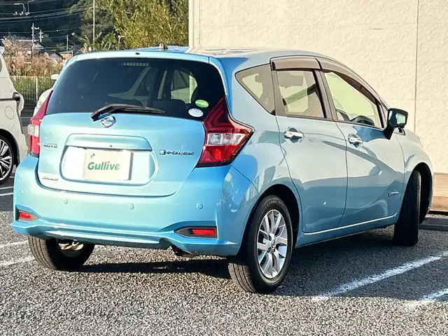 日産 ノート e－パワー メダリスト 千葉県 2017(平29)年 3.9万km ソニックブルー ナビMM316D-W 全方位カメラ スマートルームミラー ETC 前後ドラレコ エマージェンシーブレーキ ソニックブルーカラー 前後センサー 15インチAW スマートキー オートライト レーンアシスト