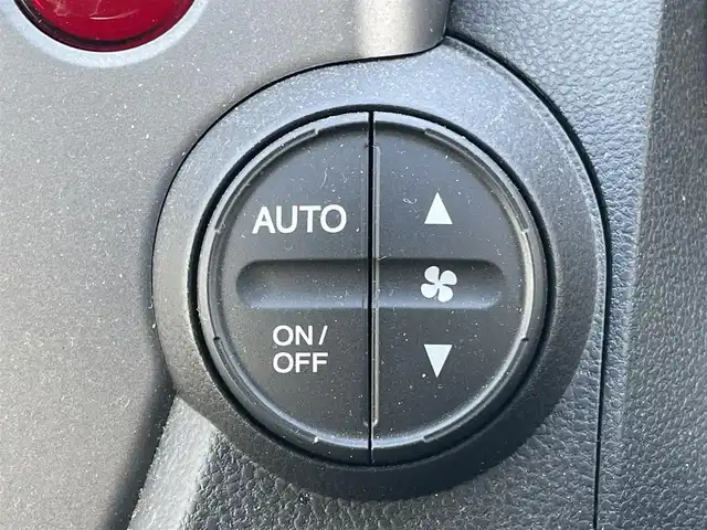 ホンダ フィット G スマートセレ ファインスタイル 道央・札幌 2013(平25)年 8.8万km クリスタルブラックパール ワンオーナー/社外メモリーナビ/AM/FM/CD/SD/ワンセグ/横滑り防止装置/ビルトインETC/ワイパーデアイサー/ステアリングリモコン/スマートキー/キセノンヘッドライト/オートライト/電動格納ミラー/ヒーテッドドアミラー/ウィンカーミラー/純正フロアマット/ドアバイザー/ECON