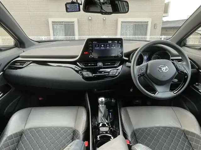 トヨタ Ｃ－ＨＲ G 山口県 2023(令5)年 3.6万km ブラックマイカ 衝突被害軽減ブレーキ/レーダークルーズコントロール/レーンアシスト /オートマチックハイビーム/LEDオートヘッドライト/フォグライト /前後ドラレコ/BT/バックカメラ/スマートキー/W サイド カーテン エアバッグ/保証書 取説 マルチメディア取説