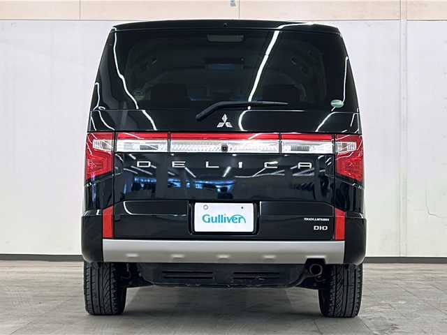 三菱 デリカＤ：５ P 道央・札幌 2019(平31)年 13.9万km ダイヤモンドブラックマイカ /4WD//8人乗り//ワンオーナー//純正10.1インチメモリーナビ/  (DVD/CD/フルセグTV/Bluetooth)//全方位カメラ//e-Assist/  衝突被害軽減ブレーキシステム(FCM)/  車線逸脱警報システム(LDW)/  レーダークルーズコントロール(ACC)/  オートマチックハイビーム(AHB)/  誤発進抑制機能(前進時)/  後側方車両検知警報システム(BSW/LCA)/  後退時交差車両検知警報システム(RCTA)//両側パワースライドドア//パワーバックドア//アクセサリーコンセント(AC100V)//電動サイドステップレス//ウィンカーミラー//電動格納ミラー//ブラインドスポットモニター(BMS)//革巻きステアリング//パドルシフト//ステアリングリモコン//LEDヘッドライト//フォグライト//アイドリングストップ//横滑り防止装置//ETC//前席シートヒーター//純正リアフリップダウンモニター//純正エンジンスターター//ドアバイザー//スマートキー//エンジンプッシュスタート//スペアキー//取扱説明書//保証書//ナビ取説//純正18インチアルミホイール