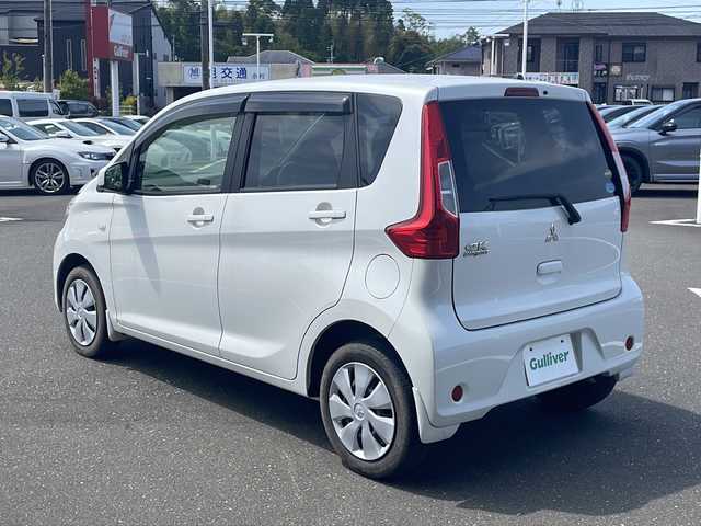 三菱 ｅＫワゴン M e－アシスト 鹿児島県 2018(平30)年 2.7万km シルキーホワイト 純正オーディオ/AAC/ABS/CDチェンジャー/パワーウィンドウ/横滑り防止装置/エコモード有/USB入力端子/ドアバイザー/ダブルエアバック/シガーソケット１２０W/電動格納ミラー/インパネシフト/シートヒーター