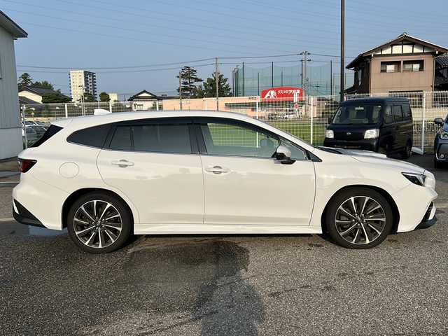 スバル レヴォーグ STIスポーツR EX 富山県 2022(令4)年 4.5万km セラミックホワイト ワンオーナー/サンルーフ/レザーシート/４WDターボ/メーカーオプションナビ/BT接続・フルセグTV/USB/スマートキー/プッシュスタート/ビルトインETC2.0/パワーバックドア/パドルシフト/全席シートヒーター/パワーシート(D/N)/電格ウィンカーミラー/アイサイト/純正ドラレコ/衝突安全ブレーキ/レーダークルコン/車線逸脱警報/保証書・取説/スペアキー(スマートキー)