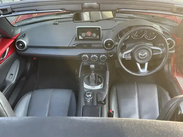 マツダ ロードスター S レザーパッケージ 栃木県 2015(平27)年 6.1万km ソウルレッドプレミアムメタリック マツダコネクトナビ/フルセグTV/DVD/Bluetooth/USB/バックカメラ/ETC/黒革シート/シートヒーター/ブラインドスポットモニター/レーンディパーチャーアラート/パドルシフト/純正17インチAW/純正フロアマット/LEDオートライト/アイドリングストップ/横滑り防止装置/スマートキー/プッシュスタート