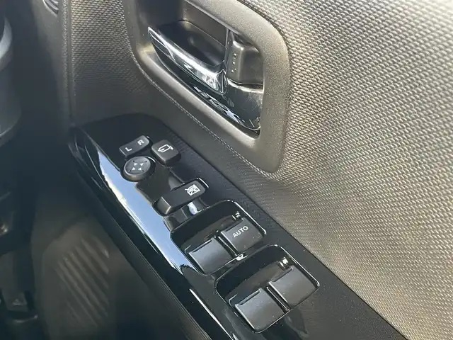 スズキ スペーシア カスタム HYBRID XS 岡山県 2020(令2)年 3.1万km ムーンライトバイオレットPM 純正8インチナビ　AVIC-RLS901II/フルセグTV、CD、DVD、Bluetooth、AM、FM/バックカメラ/ビルトインETC/両側パワースライドドア/運転席シートヒーター/シートバックテーブル/リアロールサンシェード/リアサーキュレーター/スズキセーフティサポート/レーダークルーズコントロール