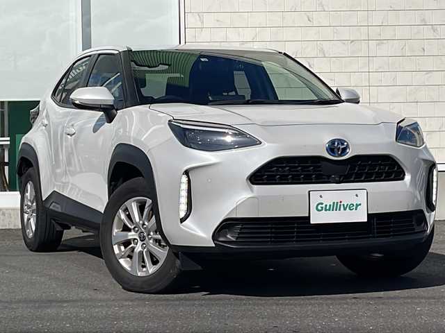 トヨタ ヤリスクロス ハイブリッド G 岩手県 2022(令4)年 4.6万km ホワイトパールクリスタルシャイン ワンオーナー/禁煙車/純正ディスプレイオーディオ/AM/FM/Bluetooth/サイド/バックカメラ/全方位カメラ/ETC/前後ドライブレコーダー/レーダークルーズコントロール/衝突被害軽減ブレーキ/レーンキープアシスト/横滑り防止装置/オートライト/オートハイビーム/LEDヘッドライト/スマートキー/プッシュスタート/電動格納ミラー/純正16インチAW/積込スタッドレスタイヤ　/純正フロアマット/純正ドアバイザー/保証書/取扱説明書