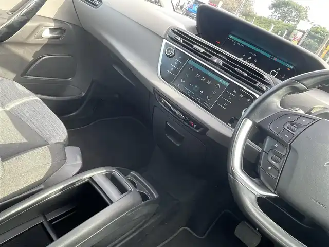 シトロエン Ｃ４ ピカソ シャイン ブルーHDi 静岡県 2018(平30)年 3.6万km ベージュ ワンオーナー/純正ナビ/・Bluetooth/・Apple Carplay//