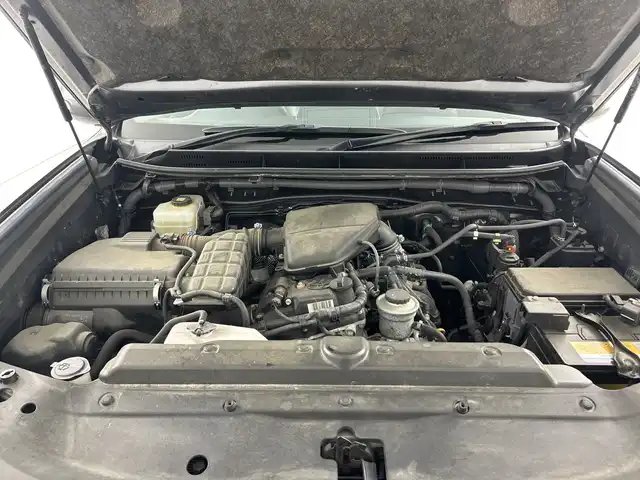 トヨタ ランドクルーザー プラド TX Lパッケージ ブラックED 愛知県 2021(令3)年 5.9万km グレーメタリック ブラックパッケージ/・漆黒メッキフロントグリル/・ピアノブラック加飾LEDフォグランプ/・漆黒メッキバックドアガーニッシュ/・ピアノブラックルーフレール/・ブラック塗装18インチアルミホイール/・ブラック革シート/・ブラックシフトパネル/純正9インチSDナビ/（Bluetooth/フルセグ/バックカメラ/DVD/SD録音）/ビルトインETC/バグガード/セーフティセンス/・プリクラッシュセーフティ/・レーンディパーチャーアラート/・オートマチックハイビーム/・レーダークルーズコントロール/・ロードサインアシスト/トラクションコントロール/ヒルスタートアシスト/LEDヘッドランプ/革巻きステアリング/前席パワーシート/前席快適温熱シート/トノカバー/スマートキー/プッシュスタート