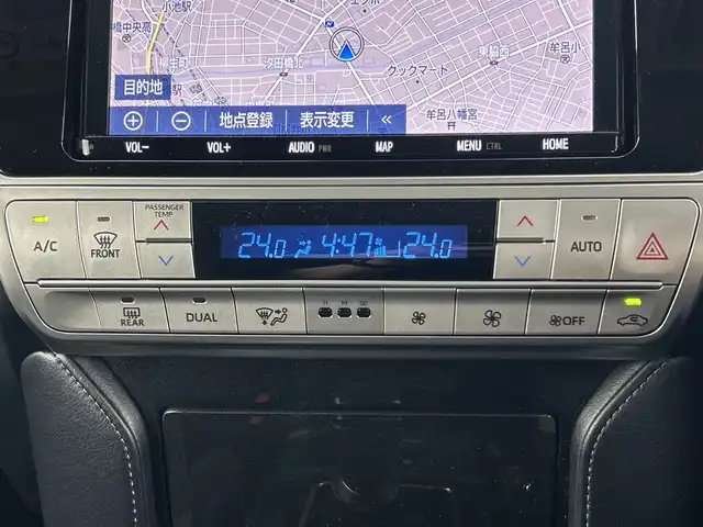 トヨタ ランドクルーザー プラド TX Lパッケージ ブラックED 愛知県 2021(令3)年 5.9万km グレーメタリック ブラックパッケージ/・漆黒メッキフロントグリル/・ピアノブラック加飾LEDフォグランプ/・漆黒メッキバックドアガーニッシュ/・ピアノブラックルーフレール/・ブラック塗装18インチアルミホイール/・ブラック革シート/・ブラックシフトパネル/純正9インチSDナビ/（Bluetooth/フルセグ/バックカメラ/DVD/SD録音）/ビルトインETC/バグガード/セーフティセンス/・プリクラッシュセーフティ/・レーンディパーチャーアラート/・オートマチックハイビーム/・レーダークルーズコントロール/・ロードサインアシスト/トラクションコントロール/ヒルスタートアシスト/LEDヘッドランプ/革巻きステアリング/前席パワーシート/前席快適温熱シート/トノカバー/スマートキー/プッシュスタート