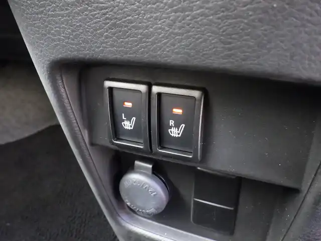 スズキ ハスラー HYBRID G 千葉県 2023(令5)年 3.6万km バーミリオンオレンジ/ガンメタリック2トーン デュアルカメラブレーキサポート/レーダークルーズコントロール/アイドリングストップ/社外メモリーナビ/地デジTV/【DVD/CD再生機能　Bluetooth接続】/前席シートヒーター/ステアリングスイッチ/リアコーナーセンサー/サイド/カーテンエアバッグ/携帯リモコン