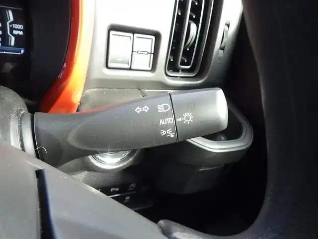 スズキ ハスラー HYBRID G 千葉県 2023(令5)年 3.6万km バーミリオンオレンジ/ガンメタリック2トーン デュアルカメラブレーキサポート/レーダークルーズコントロール/アイドリングストップ/社外メモリーナビ/地デジTV/【DVD/CD再生機能　Bluetooth接続】/前席シートヒーター/ステアリングスイッチ/リアコーナーセンサー/サイド/カーテンエアバッグ/携帯リモコン