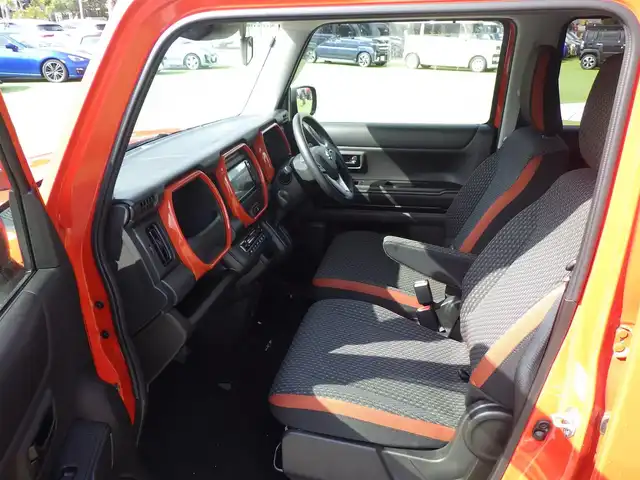 スズキ ハスラー HYBRID G 千葉県 2023(令5)年 3.6万km バーミリオンオレンジ/ガンメタリック2トーン デュアルカメラブレーキサポート/レーダークルーズコントロール/アイドリングストップ/社外メモリーナビ/地デジTV/【DVD/CD再生機能　Bluetooth接続】/前席シートヒーター/ステアリングスイッチ/リアコーナーセンサー/サイド/カーテンエアバッグ/携帯リモコン