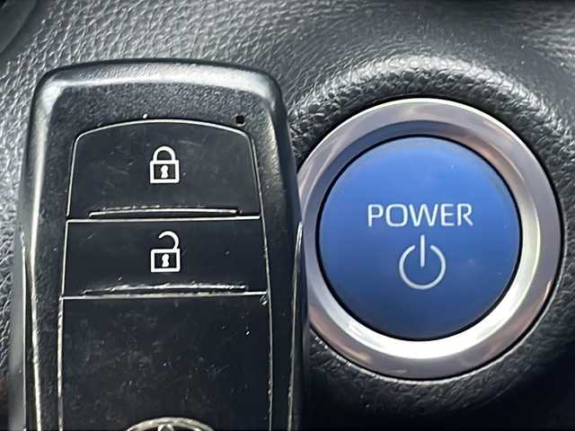 トヨタ ヤリス ハイブリッド Z 茨城県 2023(令5)年 3.4万km ブラック Toyota Safety Sense/純正8インチディスプレイオーディオナビ/-Bluetooth USB スマホ連携/パノラミックビューモニター フロント サイド バックカメラ/レーダークルーズコントロール/レーントレーシングアシスト/LEDヘッドライト/オートハイビーム/ヘッドライトレベライザー/ブラインドスポットモニター/ステアリングスイッチ/ステアリングヒーター/D＋N席シートヒーター/前後コーナーセンサー/純正フロアマット/ビルトインETC2.0