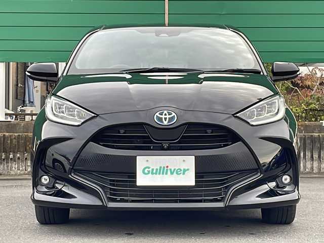 トヨタ ヤリス ハイブリッド Z 茨城県 2023(令5)年 3.4万km ブラック Toyota Safety Sense/純正8インチディスプレイオーディオナビ/-Bluetooth USB スマホ連携/パノラミックビューモニター フロント サイド バックカメラ/レーダークルーズコントロール/レーントレーシングアシスト/LEDヘッドライト/オートハイビーム/ヘッドライトレベライザー/ブラインドスポットモニター/ステアリングスイッチ/ステアリングヒーター/D＋N席シートヒーター/前後コーナーセンサー/純正フロアマット/ビルトインETC2.0