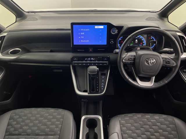 トヨタ ヴォクシー ハイブリッド S－Z 群馬県 2022(令4)年 2.3万km ホワイトパールクリスタルシャイン モデリスタエアロ　純正メーカーナビ　純正１４型後部席モニター　快適便利パッケージ　電動リアゲート　ステアリングヒーター　ユニバーサルステップ　両側電動スライドドア　ビルトインＥＴＣ２．０　禁煙車