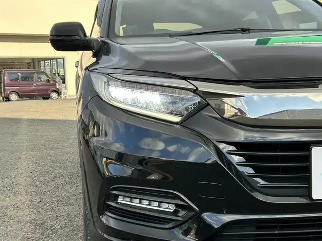 ホンダ ヴェゼル ハイブリッド Z ホンダセンシング 宮城県 2018(平30)年 17.5万km クリスタルブラックパール 純正ＳＤナビ（フルセグ、ラジオ、ＳＤ、ＢＴ）//純正ＡＷ//ビルトインＥＴＣ//純正フロアマット//追従型クルコン//ＵＳＢポート//スマートキー//レーンキープアシスト//Ｄ／Ｎ席シートヒーター//ワイパーデアイサー//横滑り防止機能//プリクラッシュセーフティ//スマートキー//プッシュスタート//バックカメラ