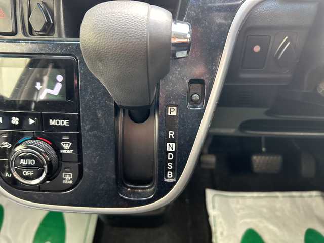 ダイハツ ムーヴ カスタム X ハイパー 福岡県 2015(平27)年 9.8万km メテオライトグレーイリュージョナルP 純正ナビ/【CD/DVD/FM/AM/TV/SD/BT】/バックカメラ/純正ドライブレコーダー/TVキャンセラー/アイドリングストップ/オートエアコン/電動格納ウィンカーミラー/パワーウィンドウ/LEDヘッドライト＆フォグランプ/オートライト